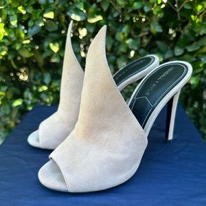 Kendall + Kylie peep toe heels